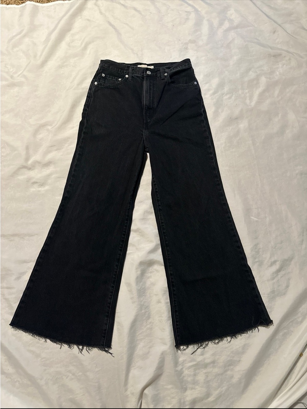 Levi’s High Loose Flare Black Jeans Sz 28